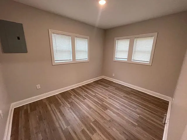 1045 Ayers St — Photo 11