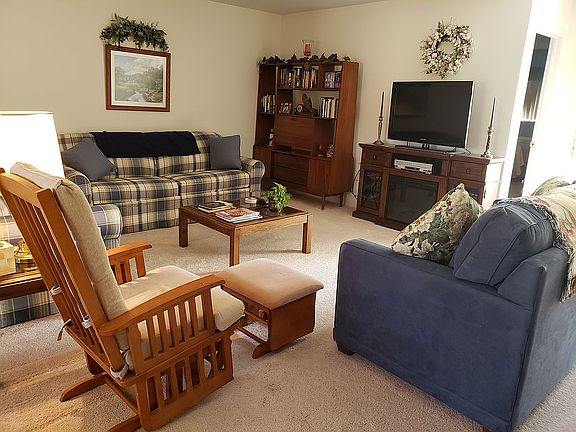 4th image of 25031 Pine Dr #118