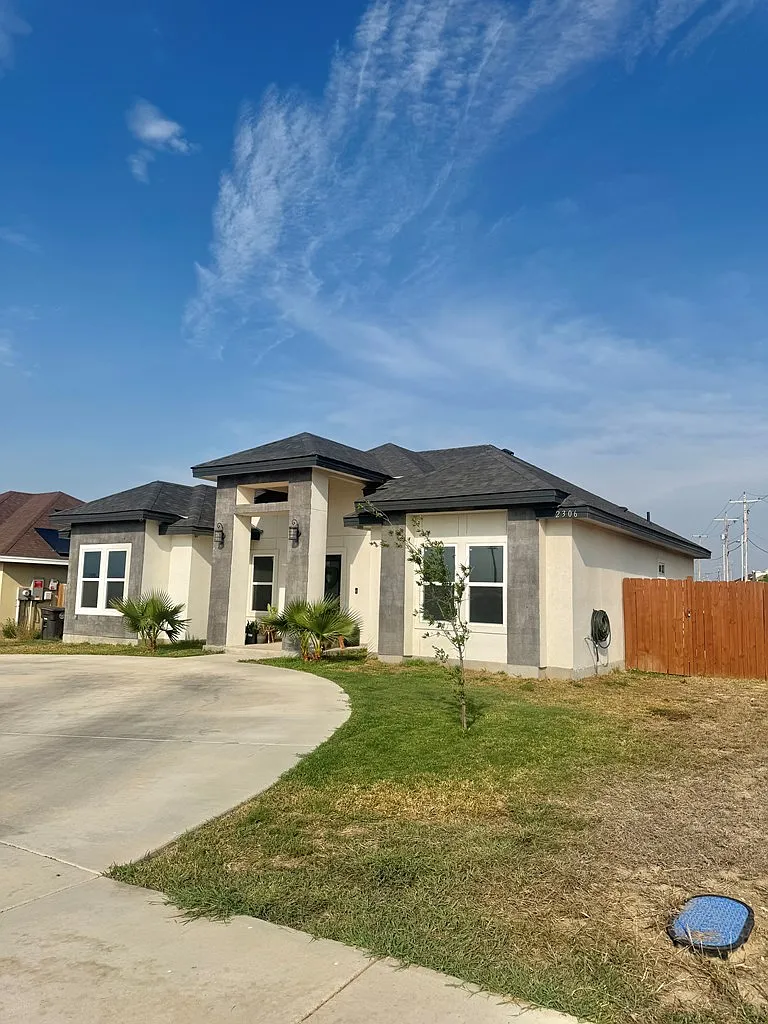 Building Photo - 2306 Rio Pecos Dr