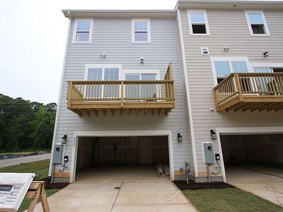 4th image of 2927 Richardson Rd #481