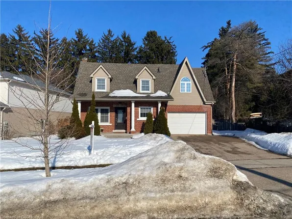 6 Churchill St, Waterloo, ON N2L 2X2