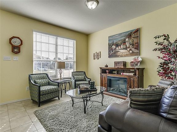 3rd image of 536 Crystal Springs Dr