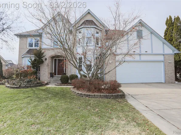 46349 Coachwood Dr, Shelby Township, MI 48315