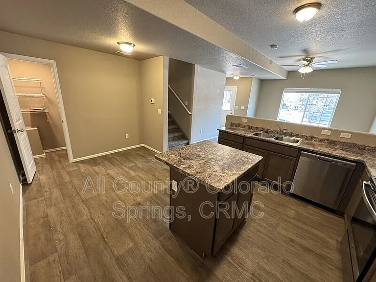 7622 Jack Pine Grv — Photo 7
