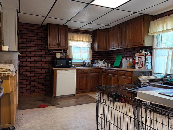 5th image of 3424 4th AVENUE
