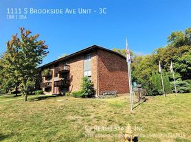 1111 S Brookside Ave