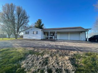 229 Kelso Rd, Mitchell, IN 47446
