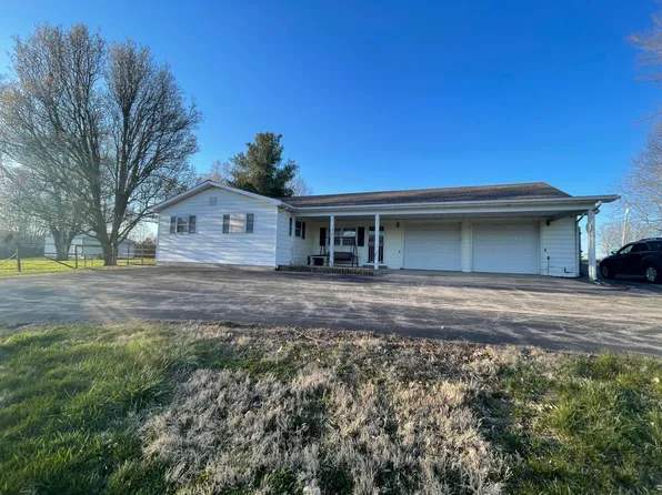 229 Kelso Rd, Mitchell, IN 47446