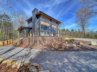 595 Brannon Rdg, Young Harris, GA 30582