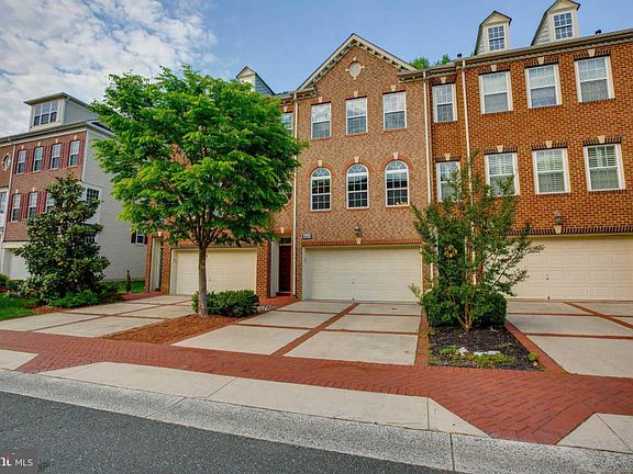 2nd image of 14650 Hawley Ln
