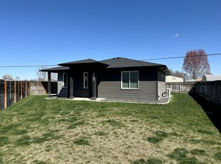 8009 Sunset Ln, Pasco, WA