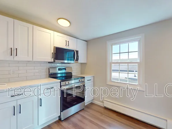 12 Liberty St, Southington, CT