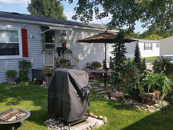 Backyard looking towards ST.