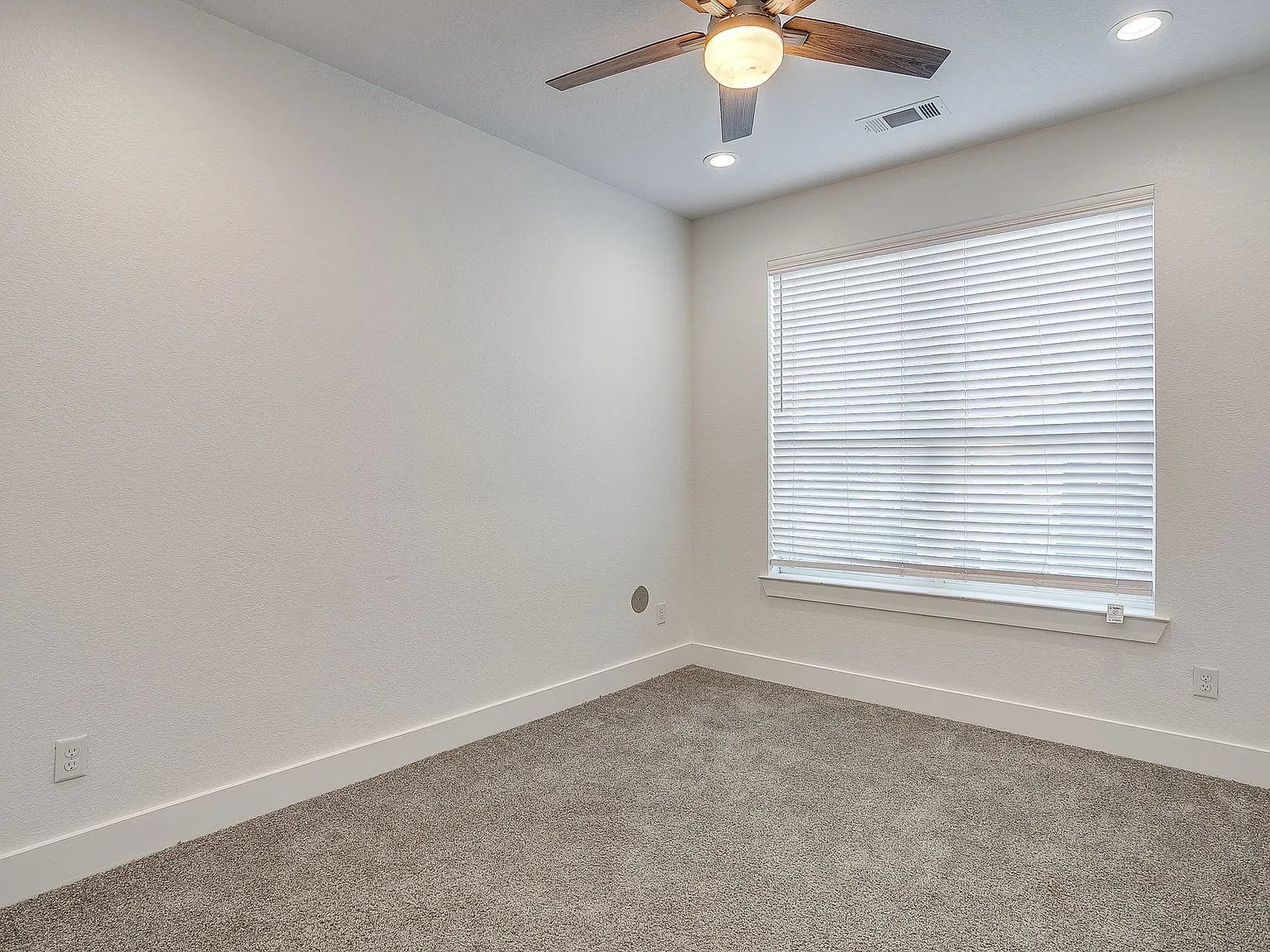 3216 Forest Park Blvd — Photo 4