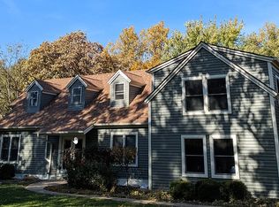 6110 Londonderry Dr, Cary, IL 60013