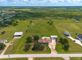 1812 Settlers Court Dr, Sealy, TX 77474