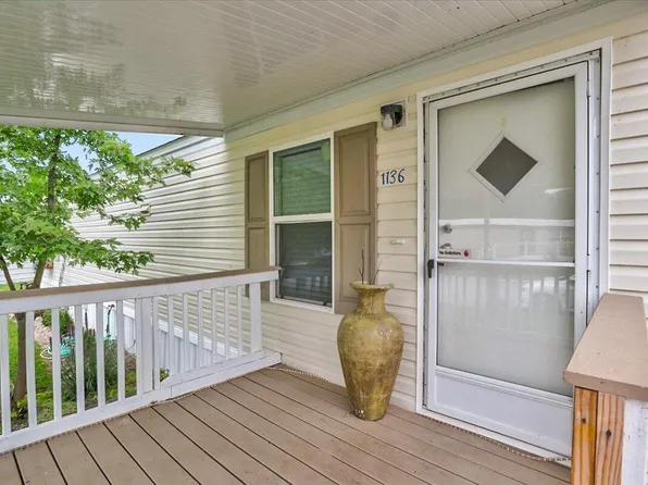 1136 Villa Cir, Newark, OH 43056