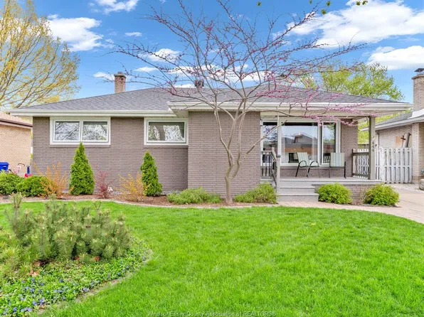 444 Lori Dr, Windsor, ON N8S 3Y2