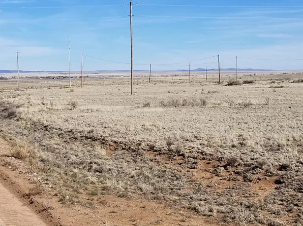 56 Broadmoor Rd, Moriarty, NM 87035