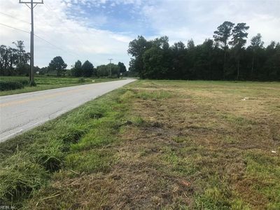 3 S Court St, Windsor, VA, 23487