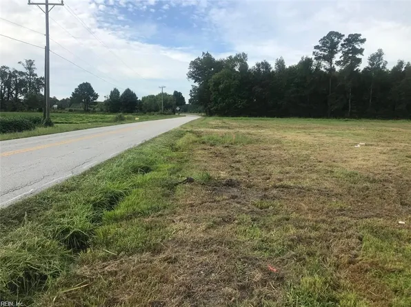 3 S Court St, Windsor, VA 23487