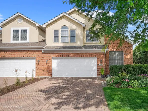 878 Chancel Cir, Glen Ellyn, IL 60137