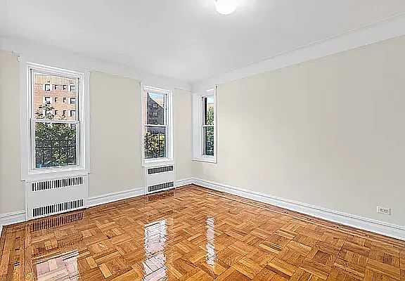 3rd image of 2626 Kings Hwy #Fh