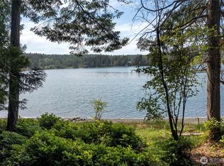 16 Driftwood Drive, Henry Island, WA 98250