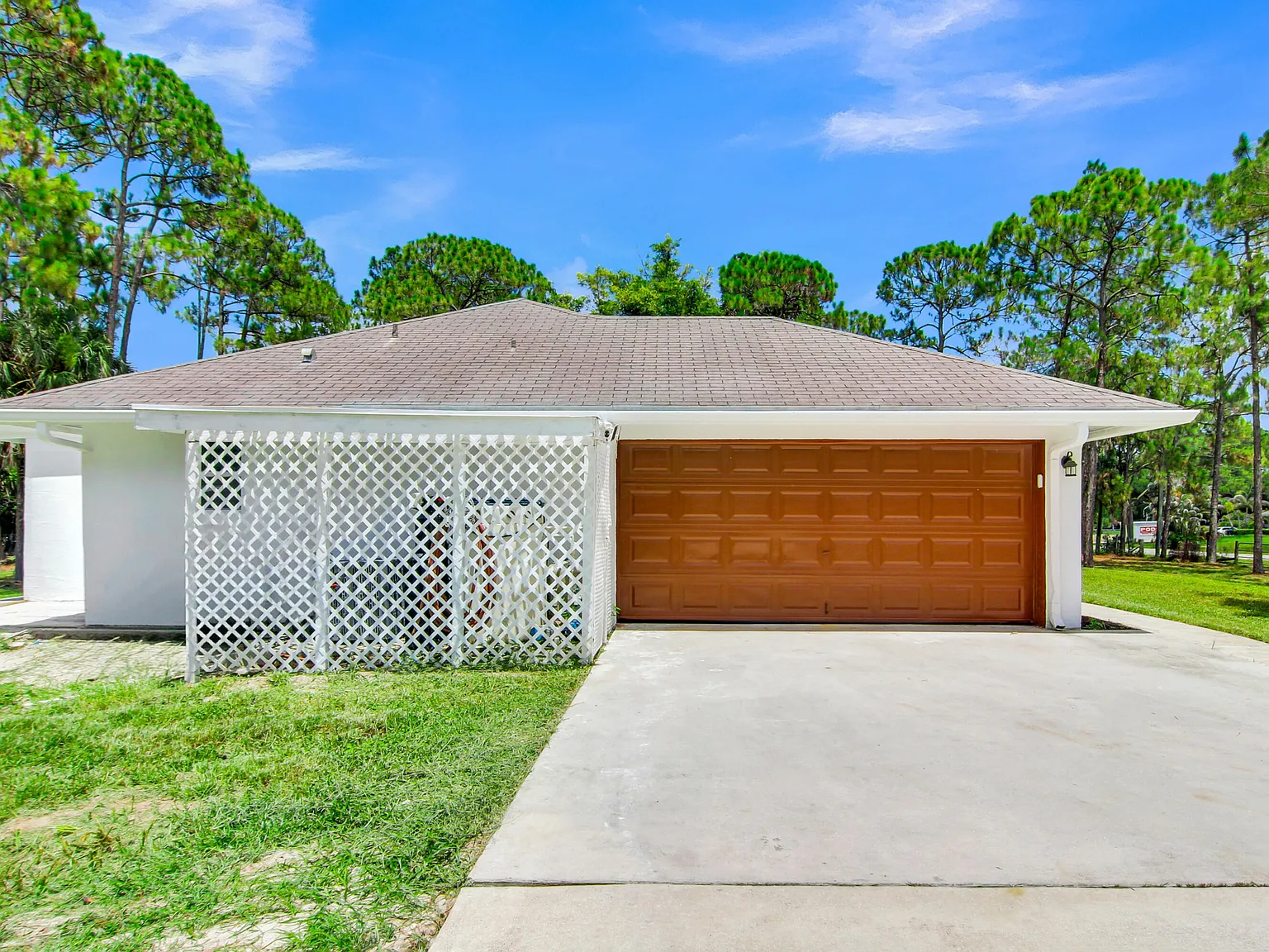 3 bed, 2.0 bath, 1378 sqft, $3,800 — Photo 3