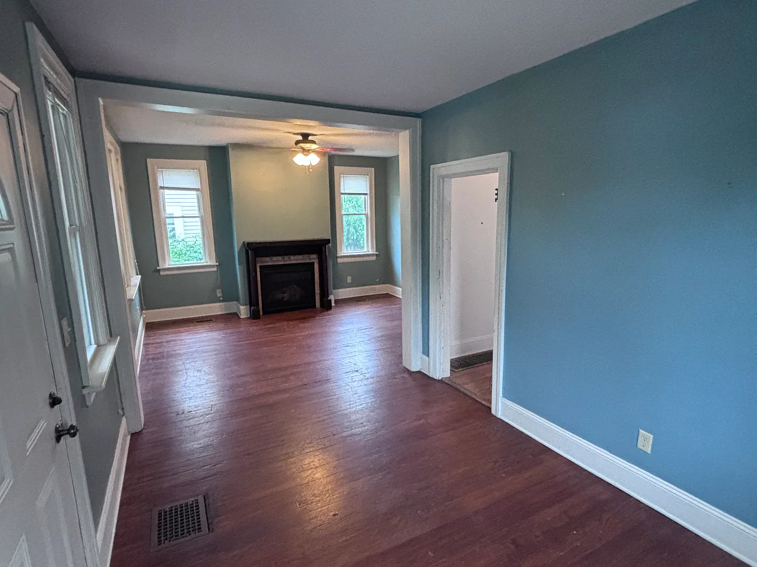 3 bed, 1456 sqft, $2,200 — Photo 4