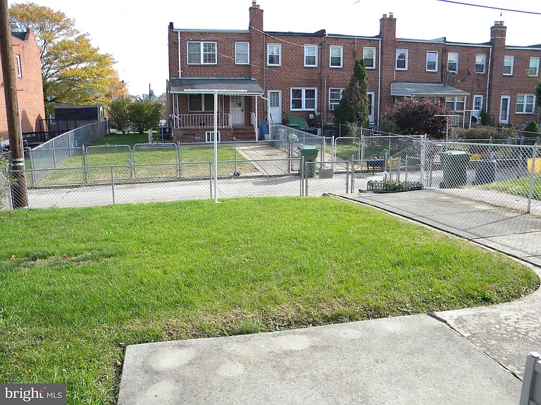 325 Imla St — Photo 26