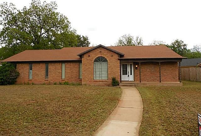 1st image of 1417 Chateau Dr