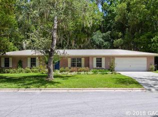 9902 NW 6th Pl, Gainesville, FL 32607