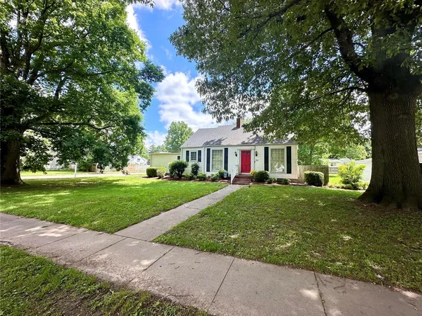 722 Sikes Ave, Sikeston, MO 63801