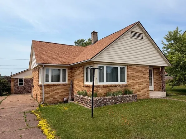 1417 N 2nd St, Ishpeming, MI 49849