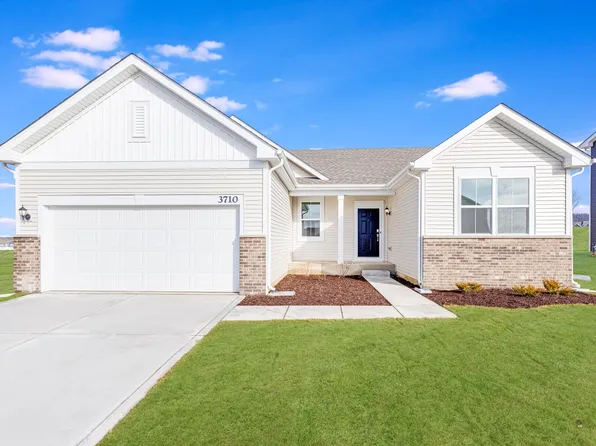 3710 Iron Gate Dr, Valparaiso, IN 46385