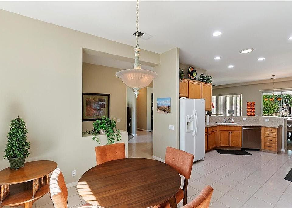 1st image of 43539 Corte Del Oro