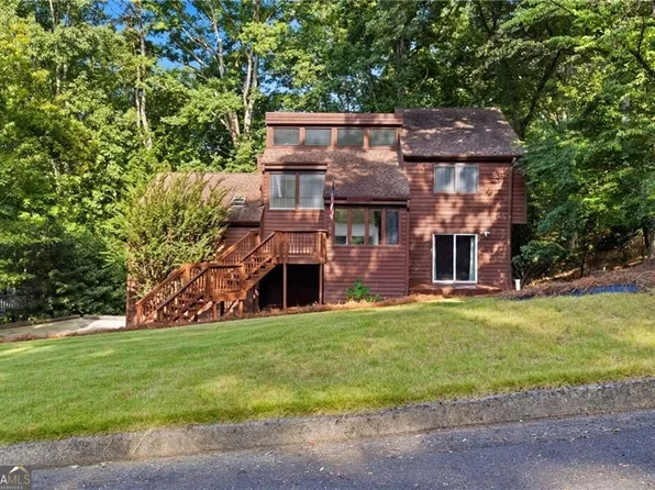 715 Laketop Way, Roswell, GA 30076