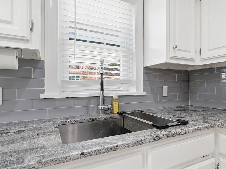 1240 S Birmingham Ave — Photo 17