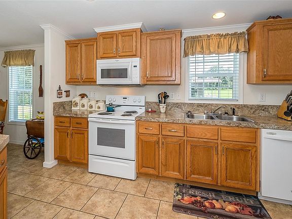 5th image of 15706 Mansell Rd