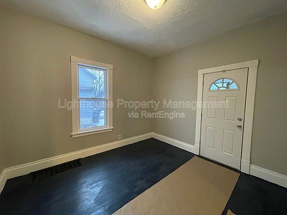 4th image of 1702 Reed St