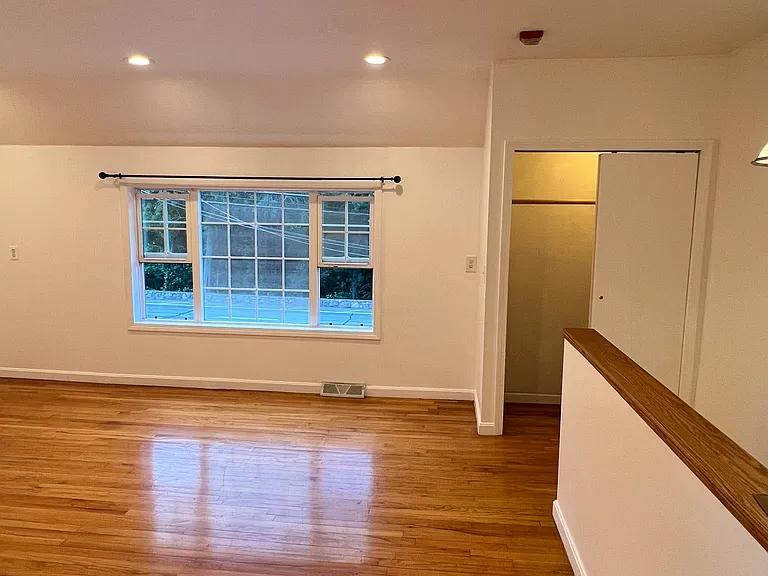 2800 Hartford Ave #4 — Photo 27