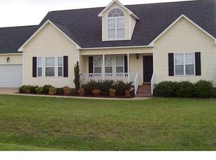 111 Jj Dr, Benson, NC 27504