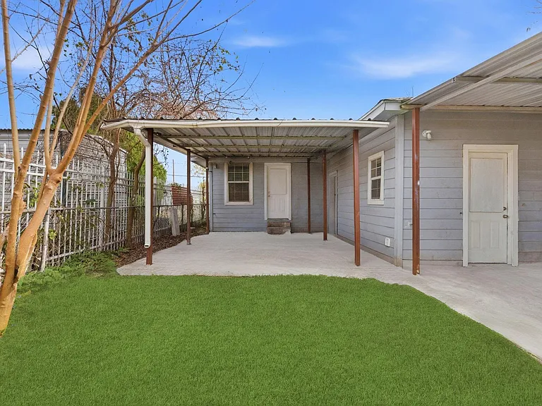 2411 Leffingwell St — Photo 37