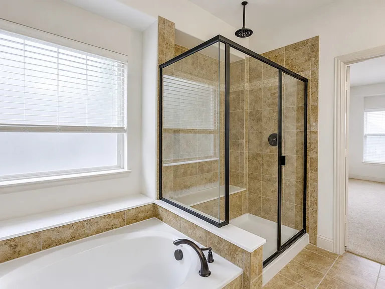 2933 Softwood Cir — Photo 15