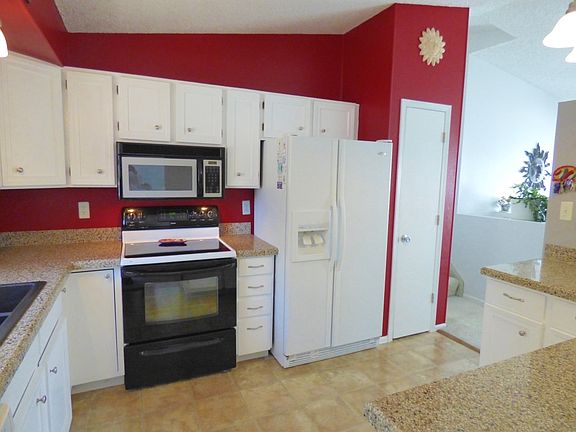 2nd image of 6658 Charter Dr