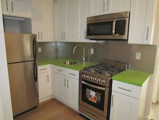 Rented by Loom Group | media 21