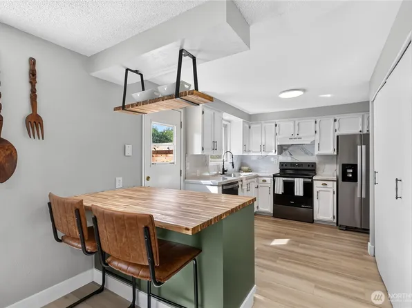 4165 Cougar Road, Bellingham, WA 98226
