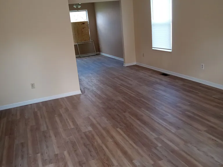 2992 Megan Cir — Photo 2