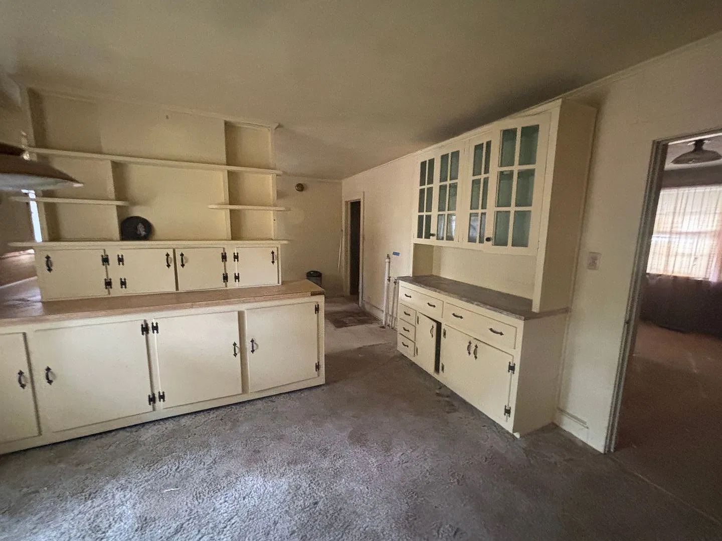 Coming Soon! 3/2 House 1700/Month — Photo 2